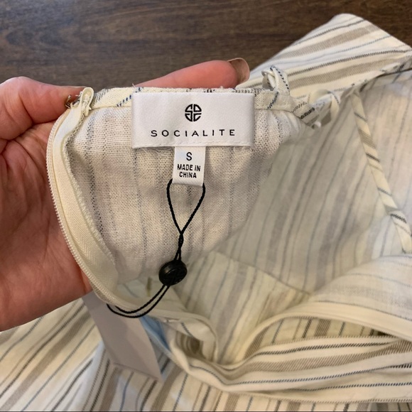 NWT Socialite Stripe Tie Waist Linen Romper SMALL lq171 - Picture 7 of 8